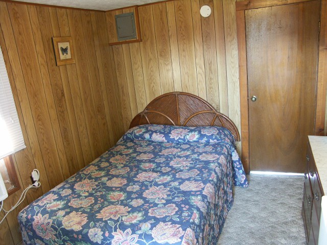 Thumbnail of a cozy cabin interior